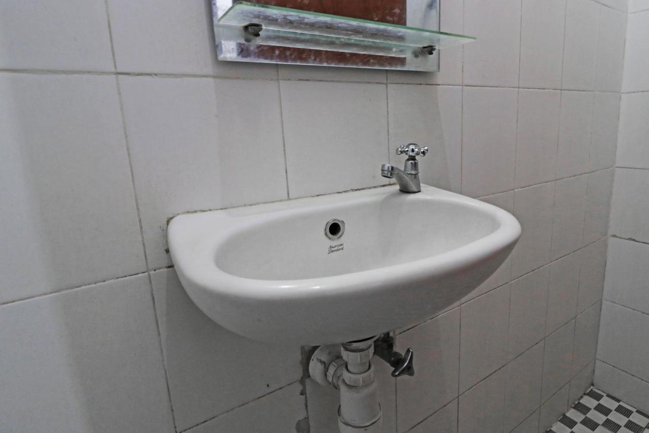 Borneo Hostel Jakarta Eksteriør bilde
